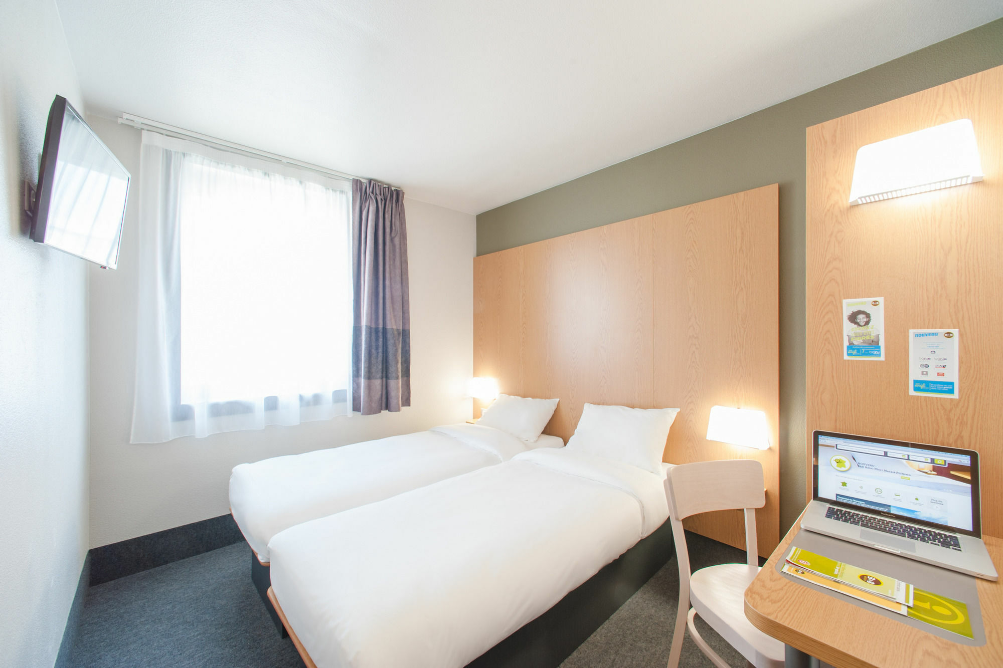Hotel Inn Design Montlucon Exterior photo