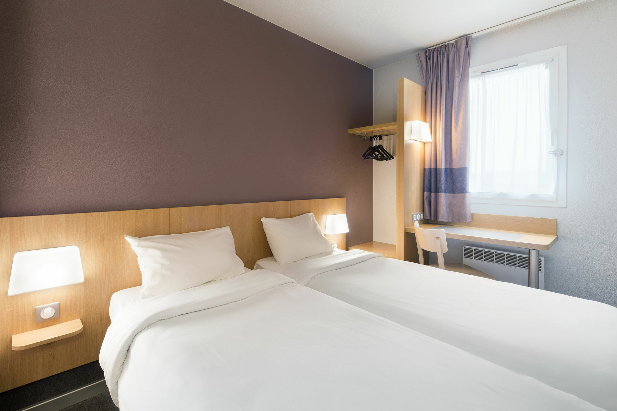 Hotel Inn Design Montlucon Exterior photo